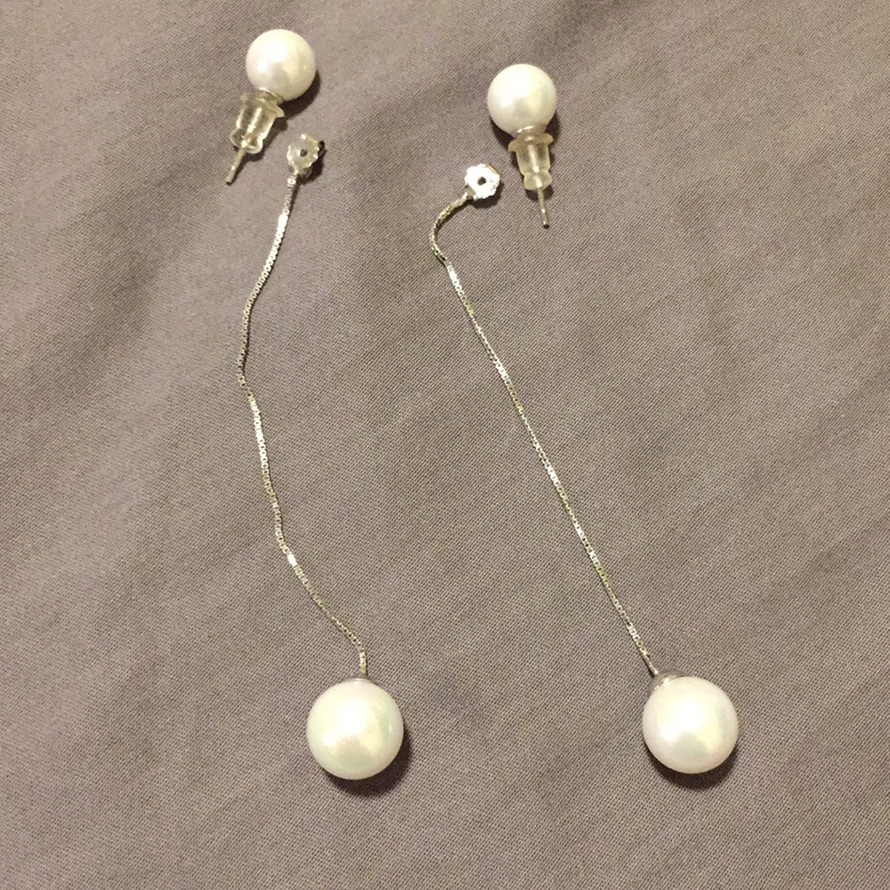 Silver, pearl. Like new. - Picture 2 of 4